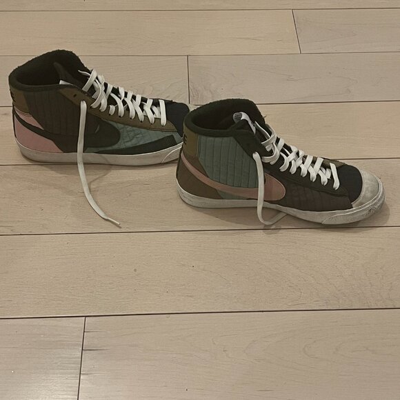 NIKE Blazer Mid '77 Premium, size 9.5 used, RARE! - Picture 2 of 5